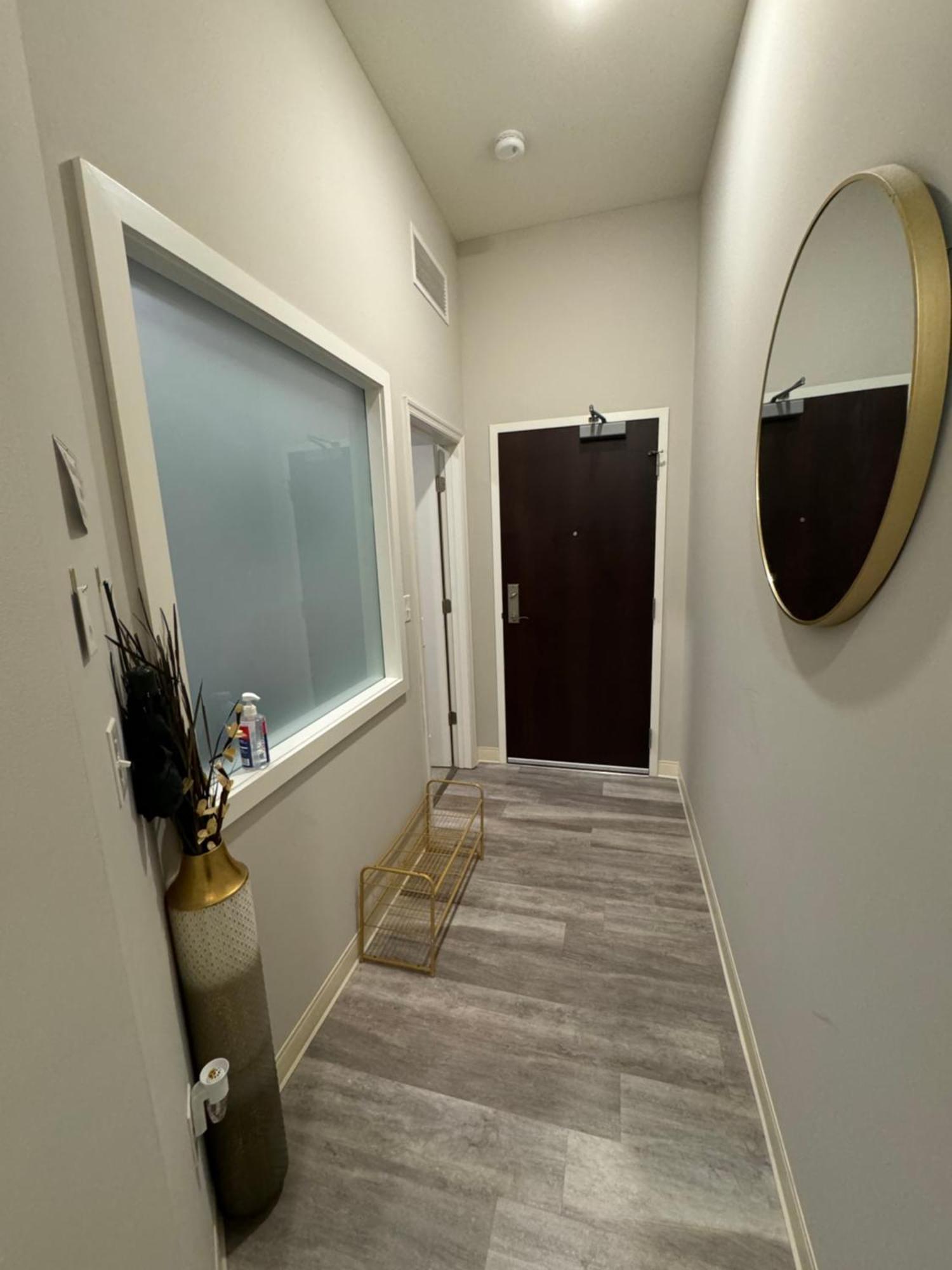 קליבלנד Beautiful Condo/Rooftop Patio With Free Parking מראה חיצוני תמונה