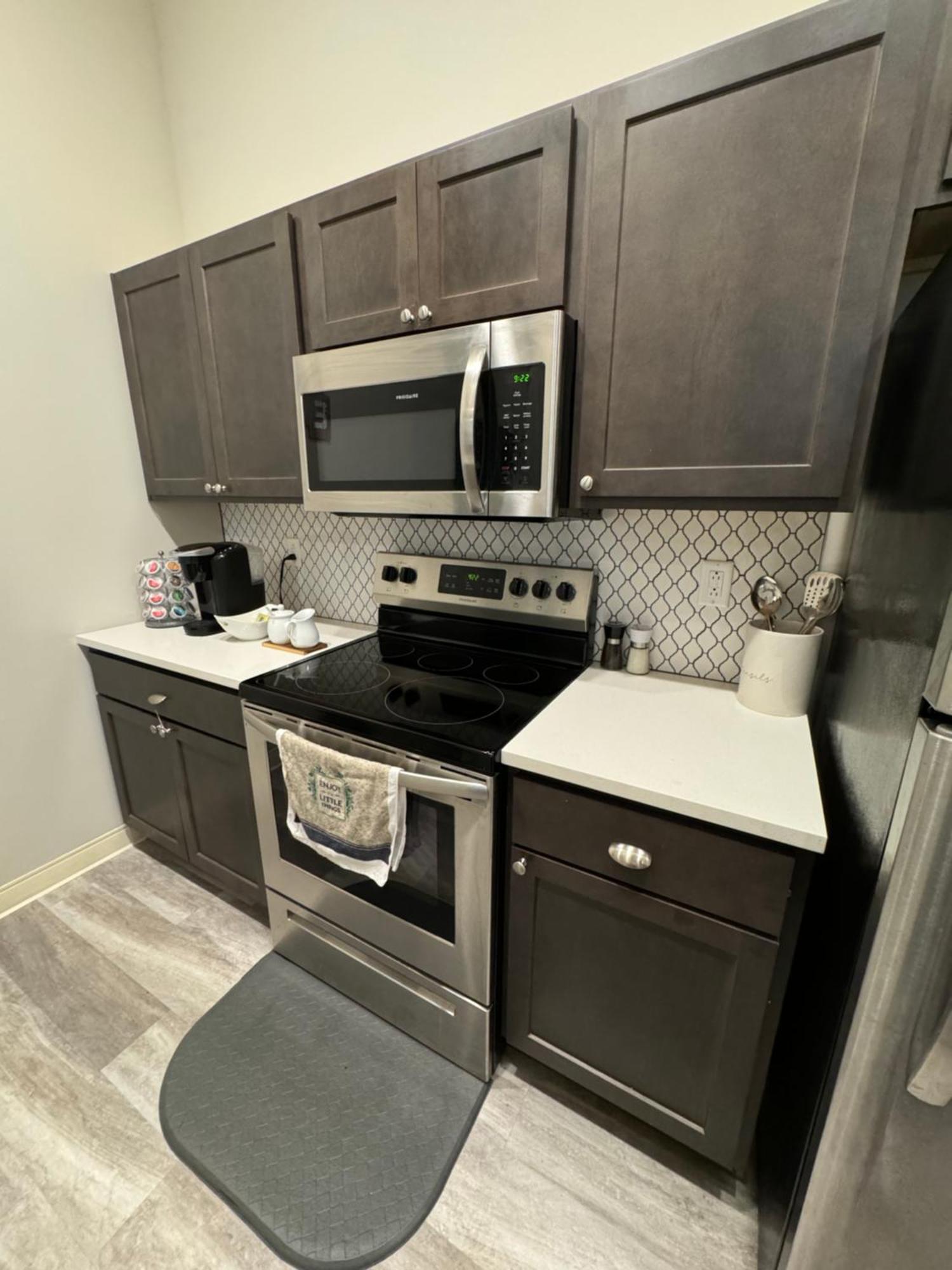 קליבלנד Beautiful Condo/Rooftop Patio With Free Parking מראה חיצוני תמונה